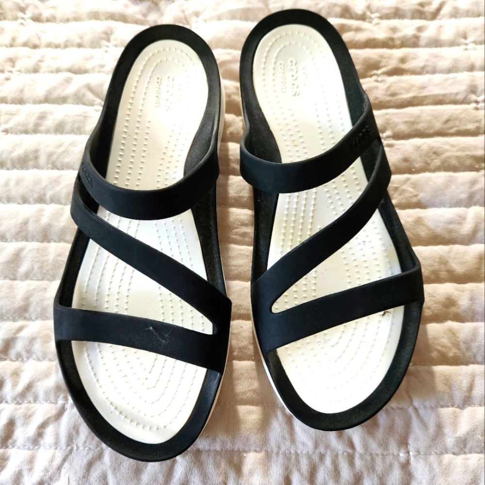 Womens Crocs